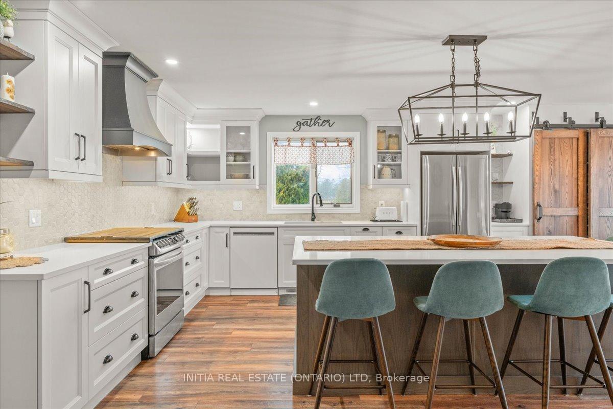 Photo 9 of 77687 London Road, Bluewater, Stanley — HOMEH