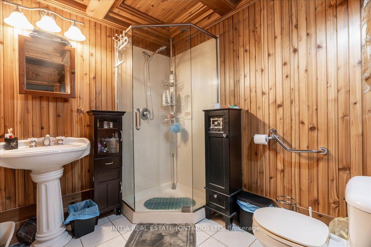 Photo 37 of 77687 London Road, Bluewater, Stanley — HOMEH