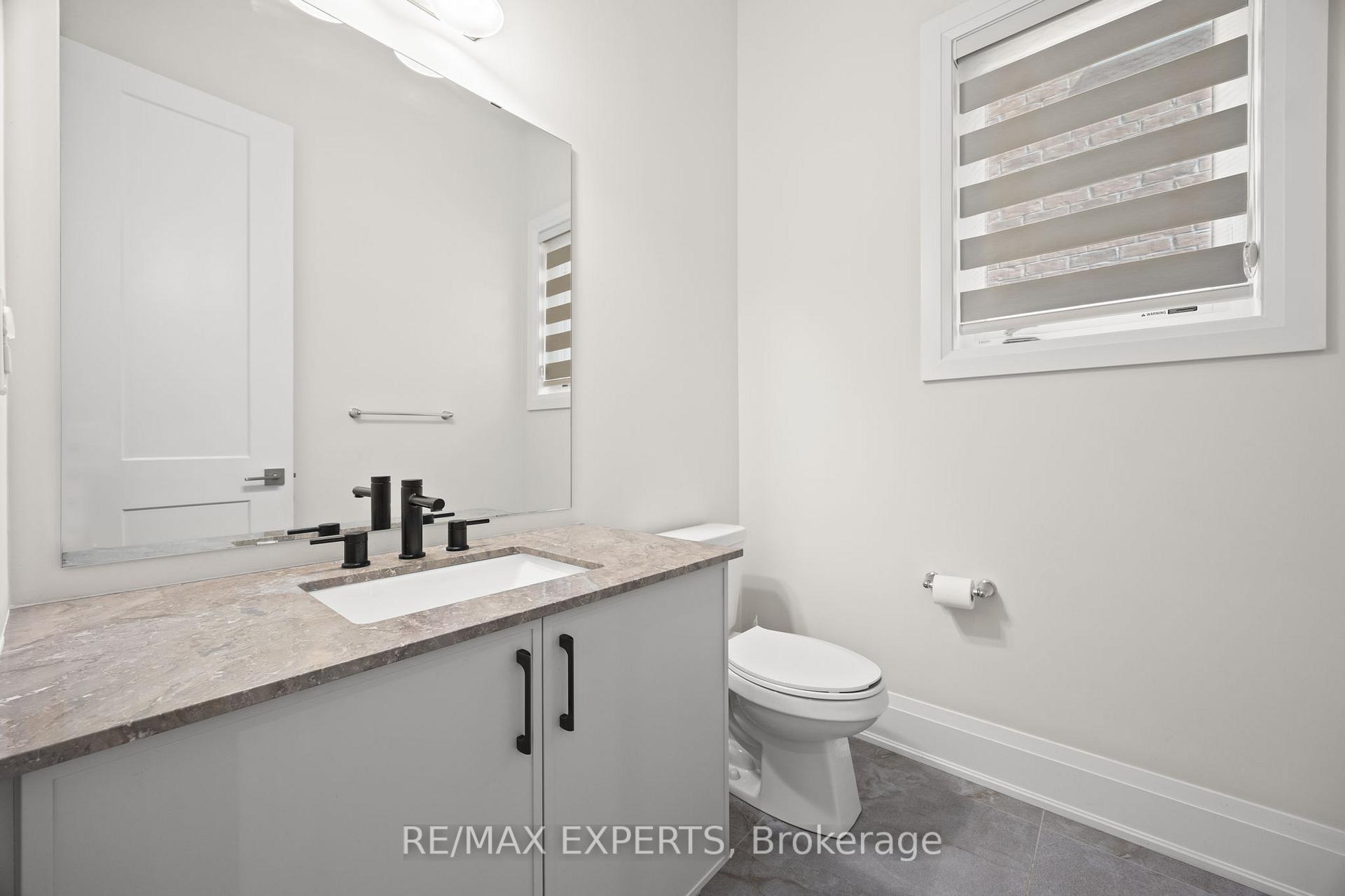 Photo 5 of 60 Rosshaven Crescent, Vaughan, Vellore Village — HOMEH