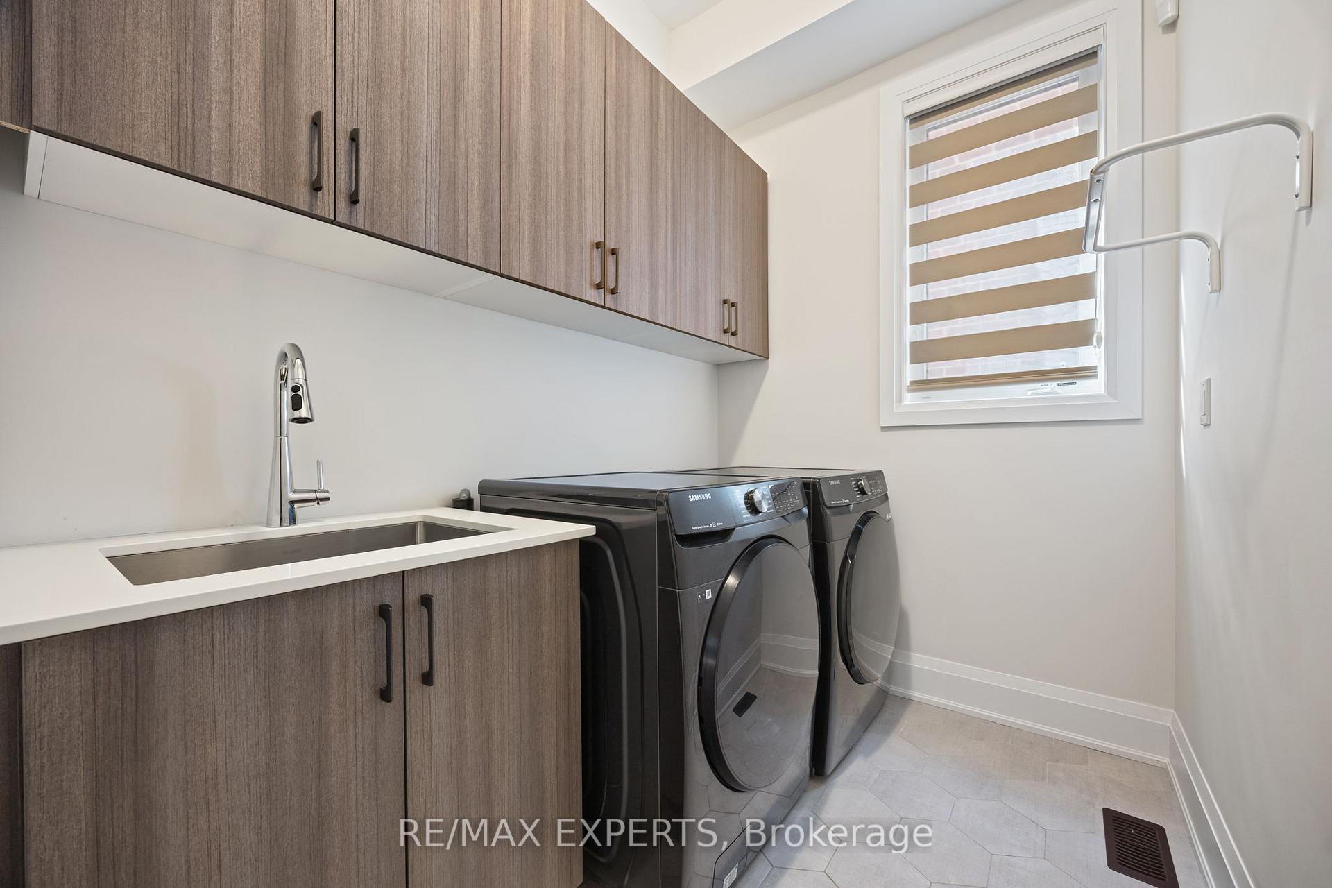 Photo 7 of 60 Rosshaven Crescent, Vaughan, Vellore Village — HOMEH