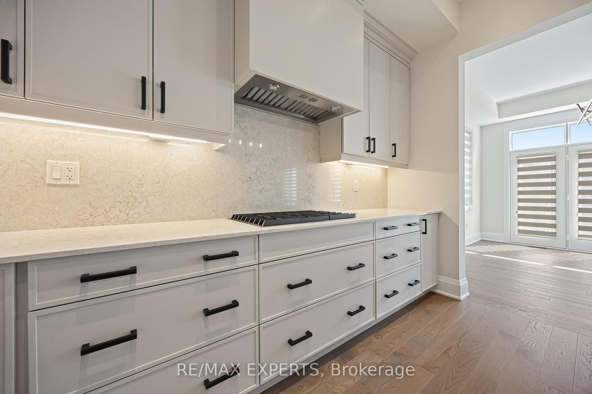 Photo 15 of 60 Rosshaven Crescent, Vaughan, Vellore Village — HOMEH