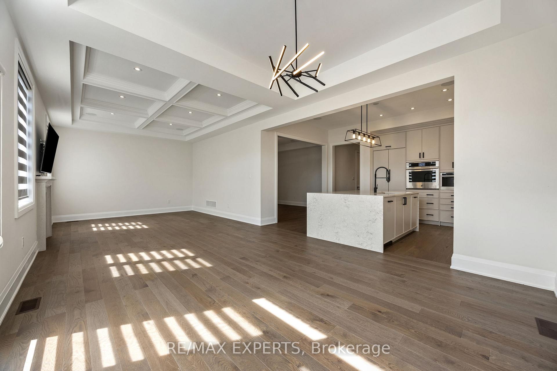 Photo 18 of 60 Rosshaven Crescent, Vaughan, Vellore Village — HOMEH