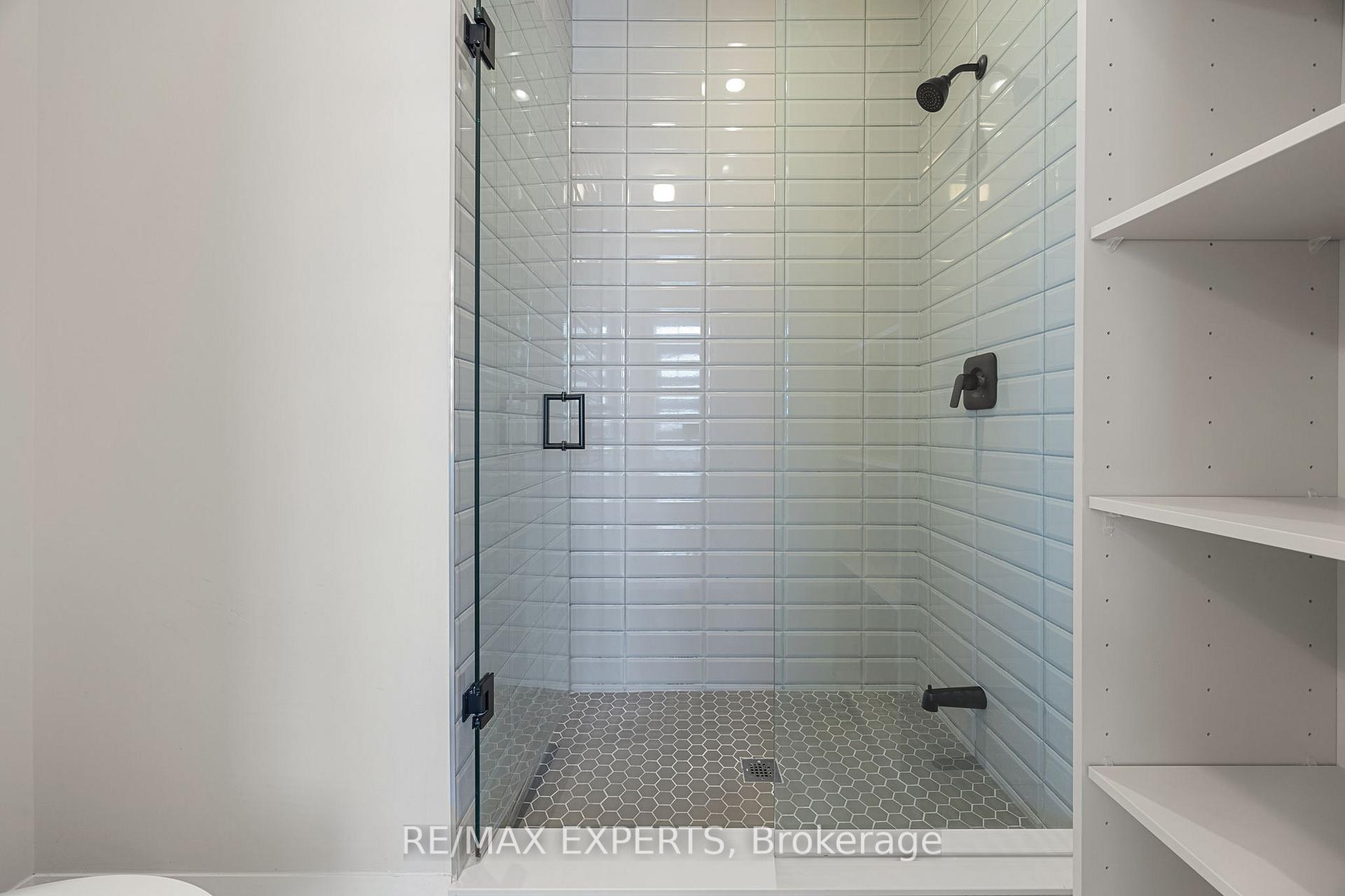Photo 27 of 60 Rosshaven Crescent, Vaughan, Vellore Village — HOMEH