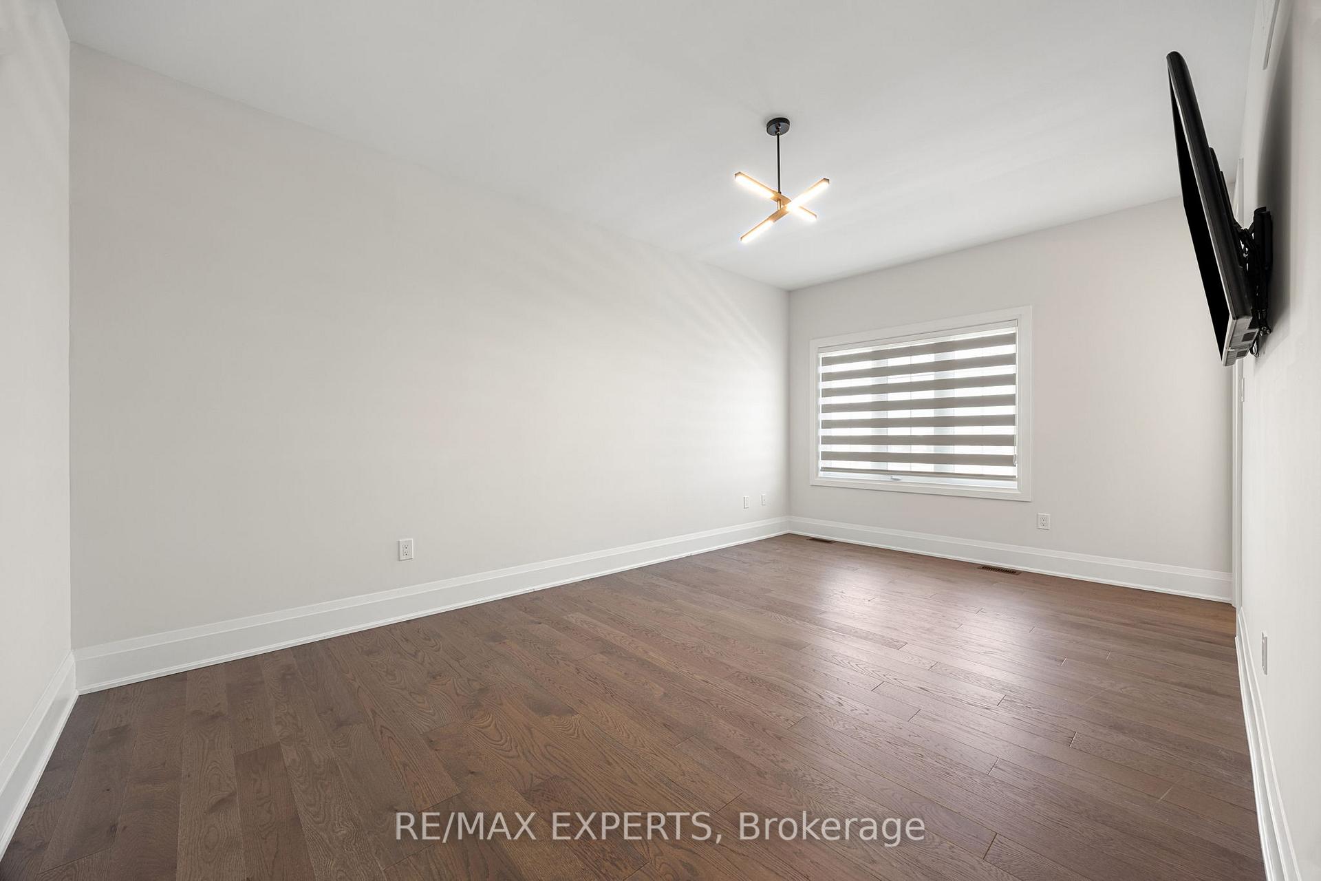Photo 28 of 60 Rosshaven Crescent, Vaughan, Vellore Village — HOMEH