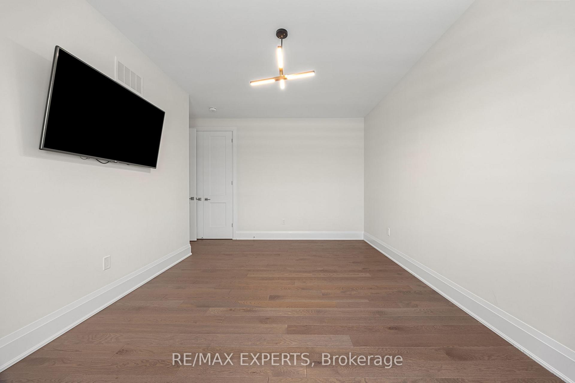 Photo 29 of 60 Rosshaven Crescent, Vaughan, Vellore Village — HOMEH