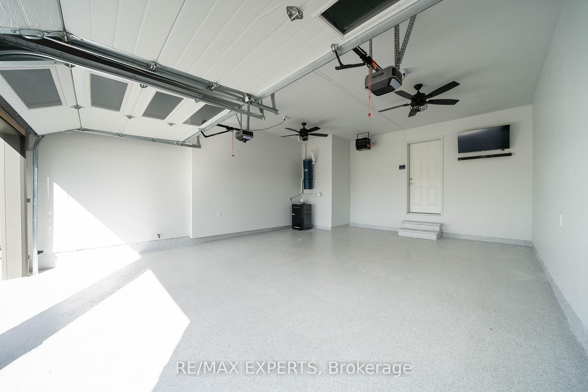 Photo 44 of 60 Rosshaven Crescent, Vaughan, Vellore Village — HOMEH