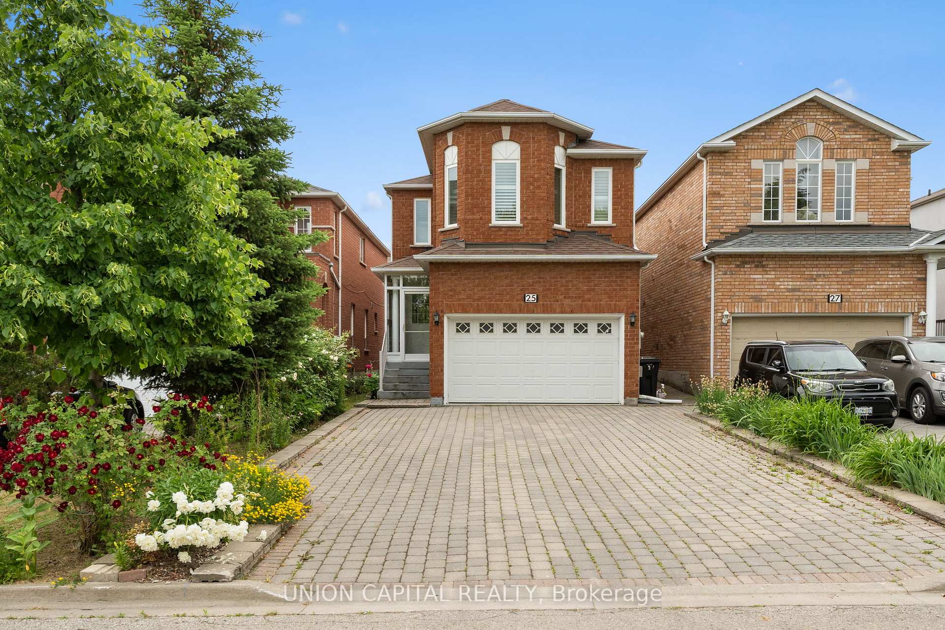 Front of 25 Milano Avenue