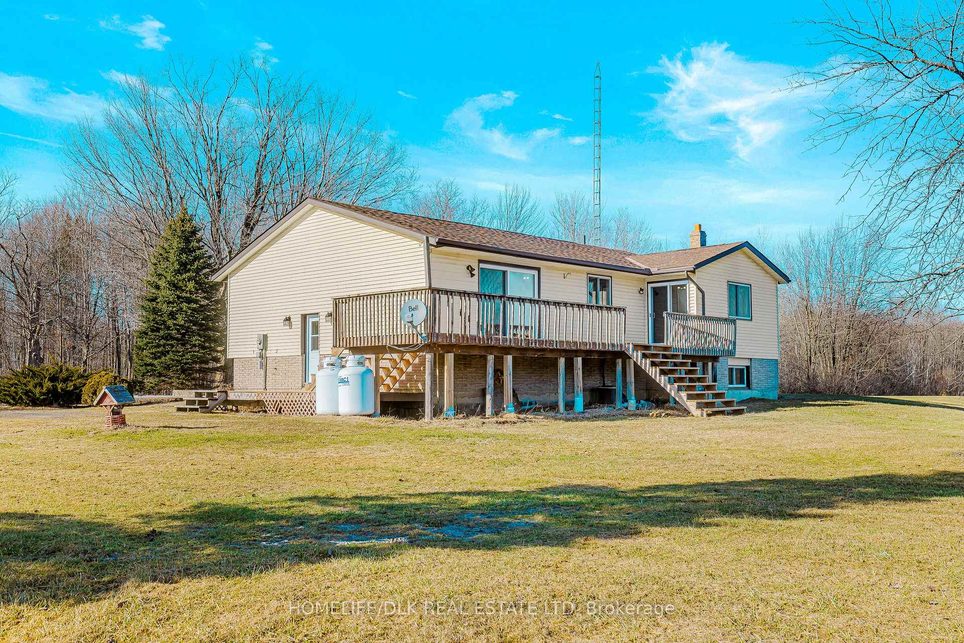 Photo 5 of 6207 6th Concession Road, Augusta, Augusta Twp — HOMEH
