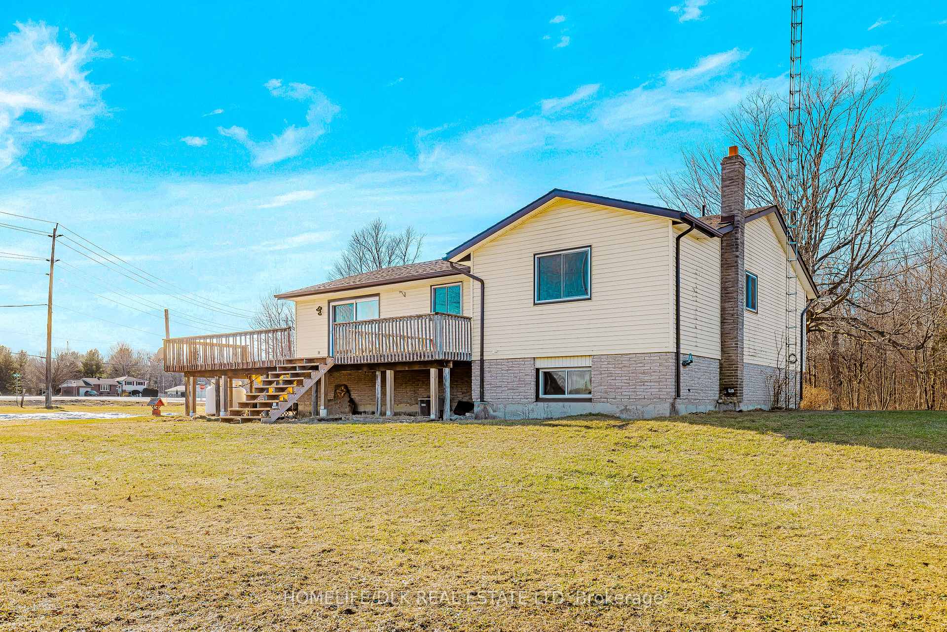 Photo 4 of 6207 6th Concession Road, Augusta, Augusta Twp — HOMEH