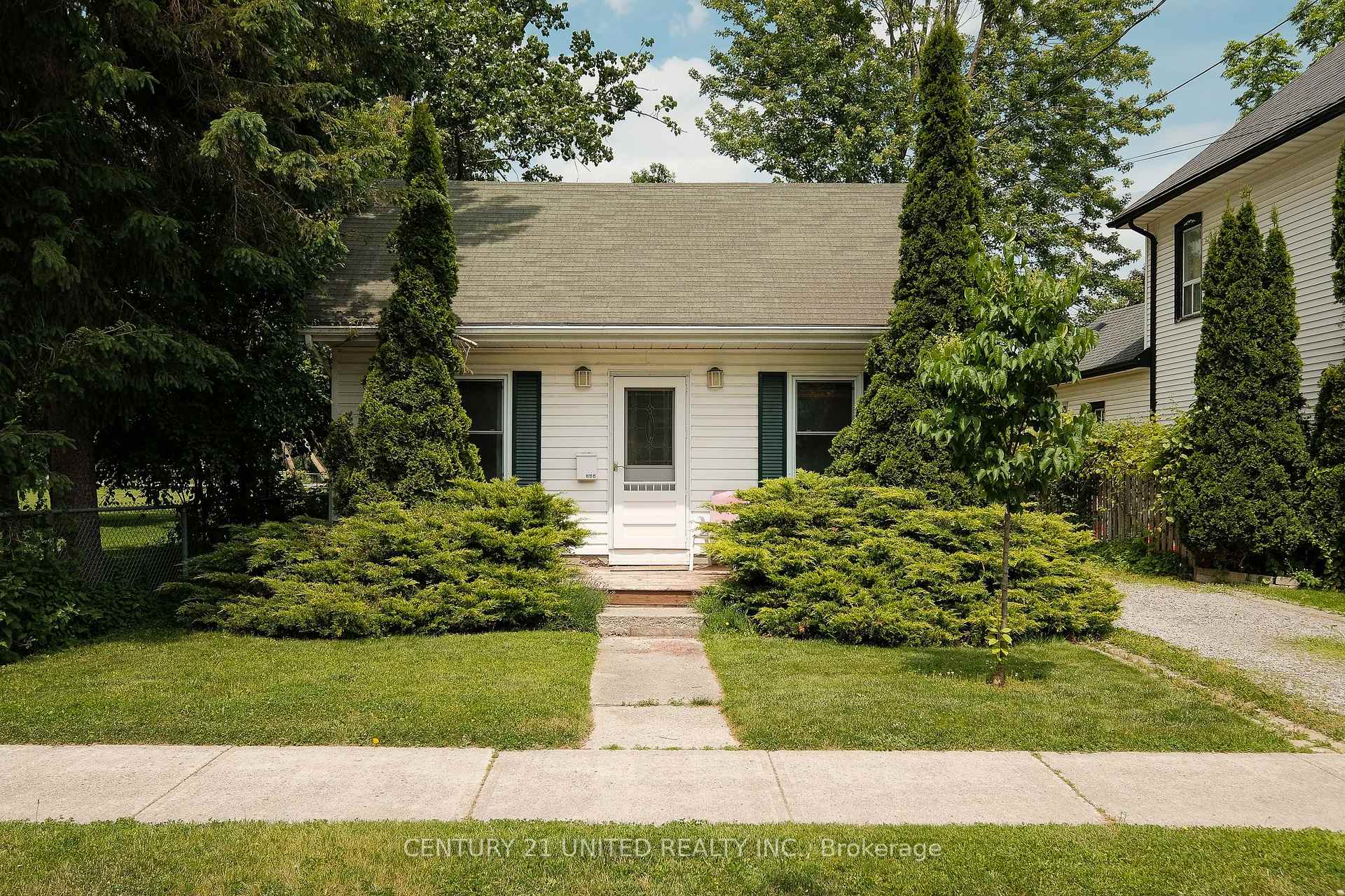 Front of 668 Brown Street