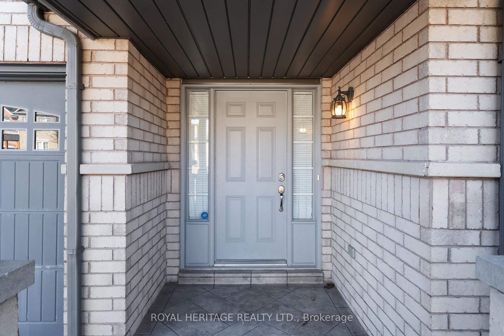 Photo 2 of 36 Tamarisk Street, Whitby, Rolling Acres — HOMEH