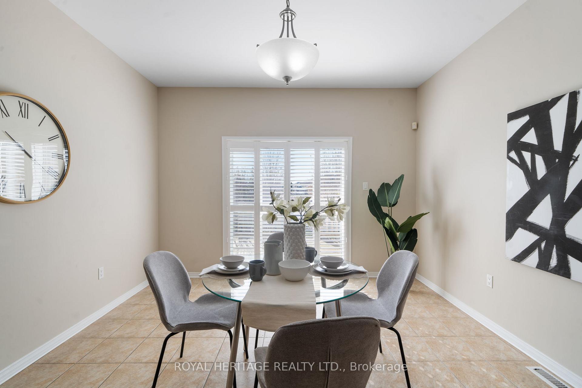 Photo 16 of 36 Tamarisk Street, Whitby, Rolling Acres — HOMEH