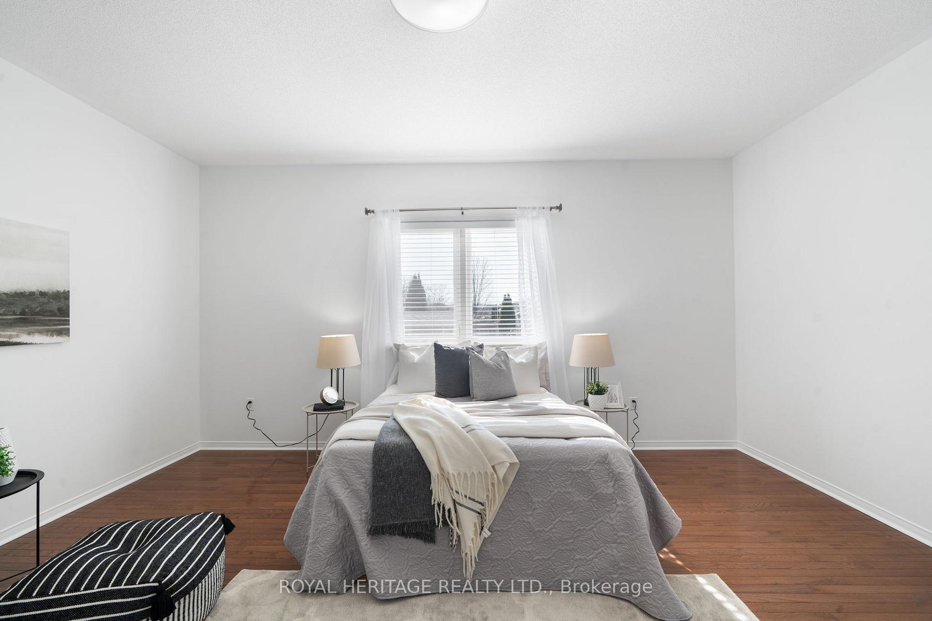 Photo 21 of 36 Tamarisk Street, Whitby, Rolling Acres — HOMEH