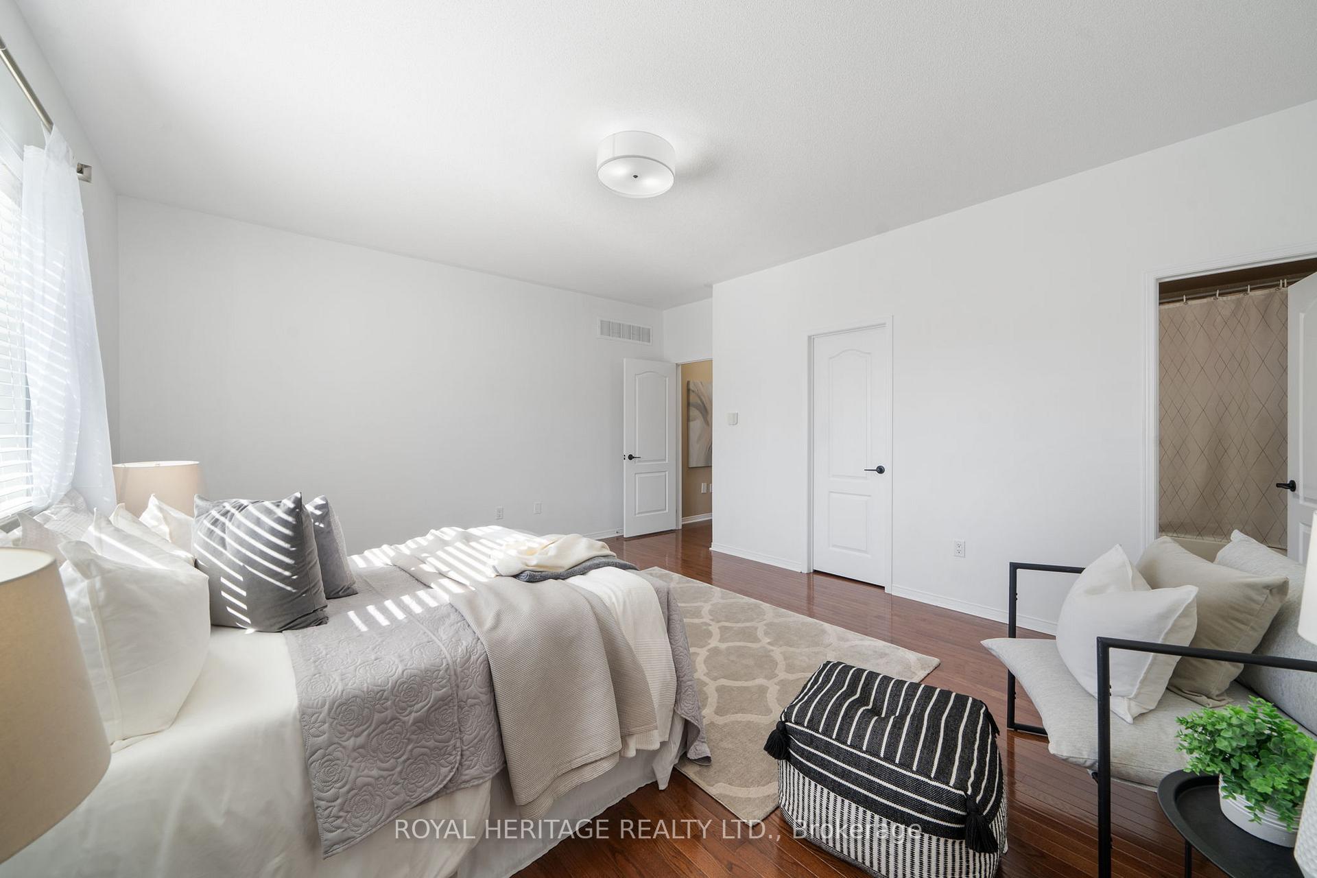 Photo 22 of 36 Tamarisk Street, Whitby, Rolling Acres — HOMEH