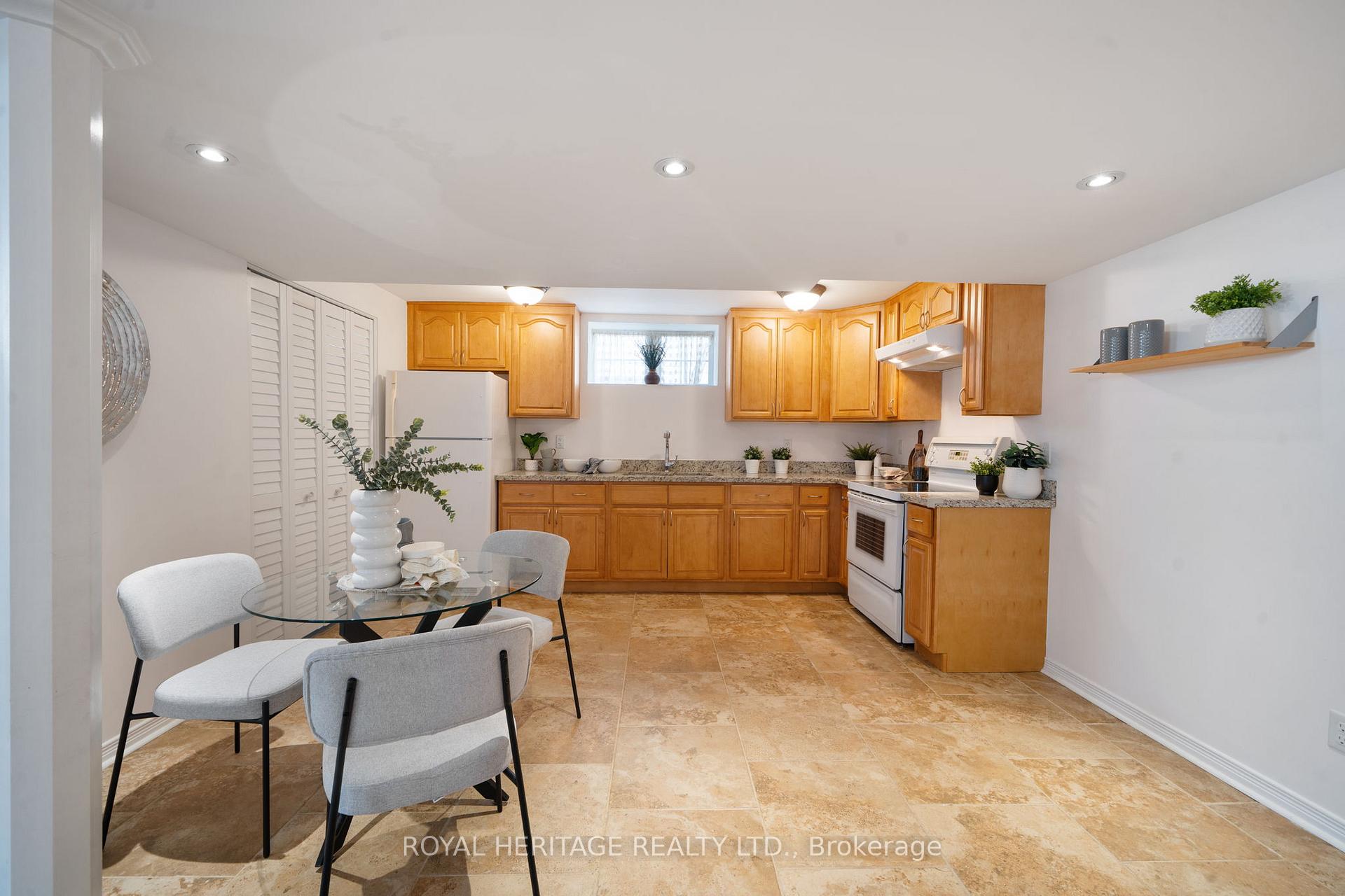 Photo 29 of 36 Tamarisk Street, Whitby, Rolling Acres — HOMEH