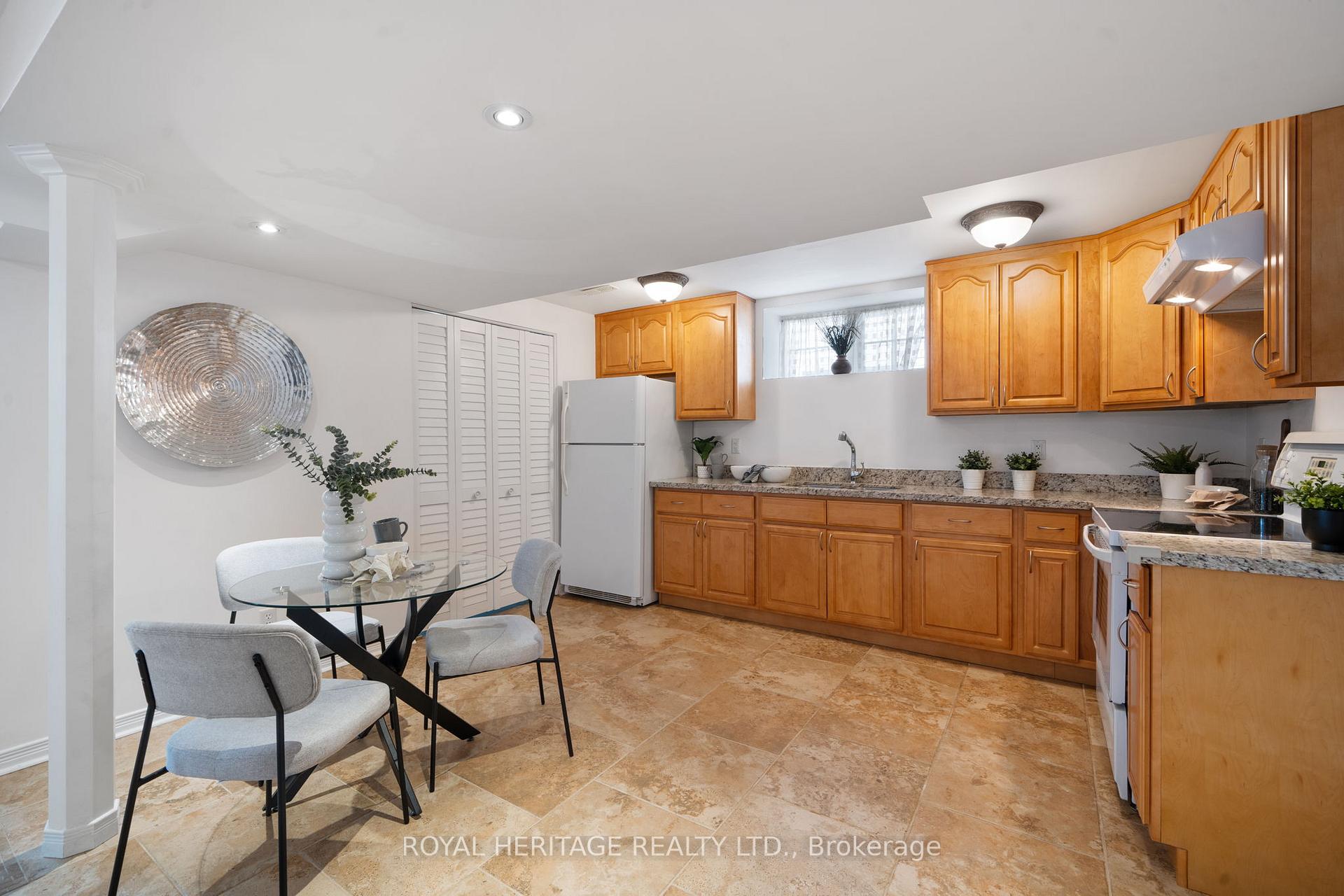 Photo 30 of 36 Tamarisk Street, Whitby, Rolling Acres — HOMEH
