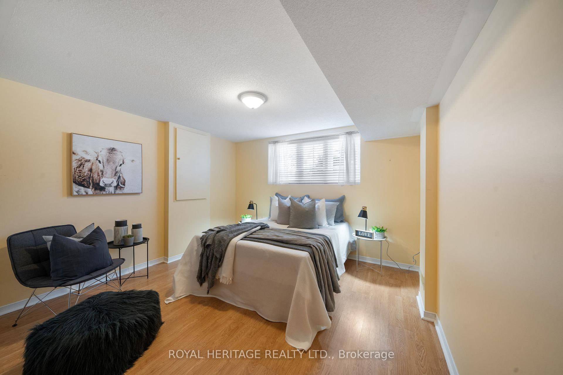 Photo 32 of 36 Tamarisk Street, Whitby, Rolling Acres — HOMEH