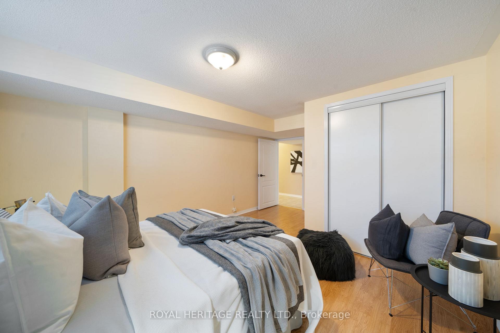 Photo 33 of 36 Tamarisk Street, Whitby, Rolling Acres — HOMEH