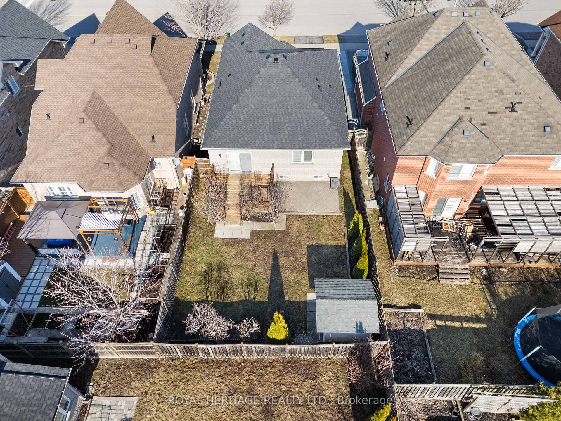 Photo 43 of 36 Tamarisk Street, Whitby, Rolling Acres — HOMEH