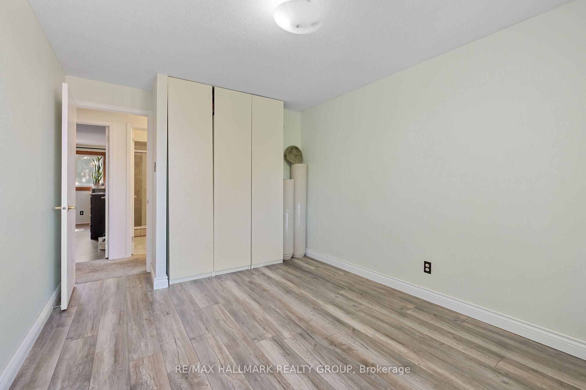 Photo 24 of 1089 Barwell Avenue, Ottawa, Fairfield Heights — HOMEH