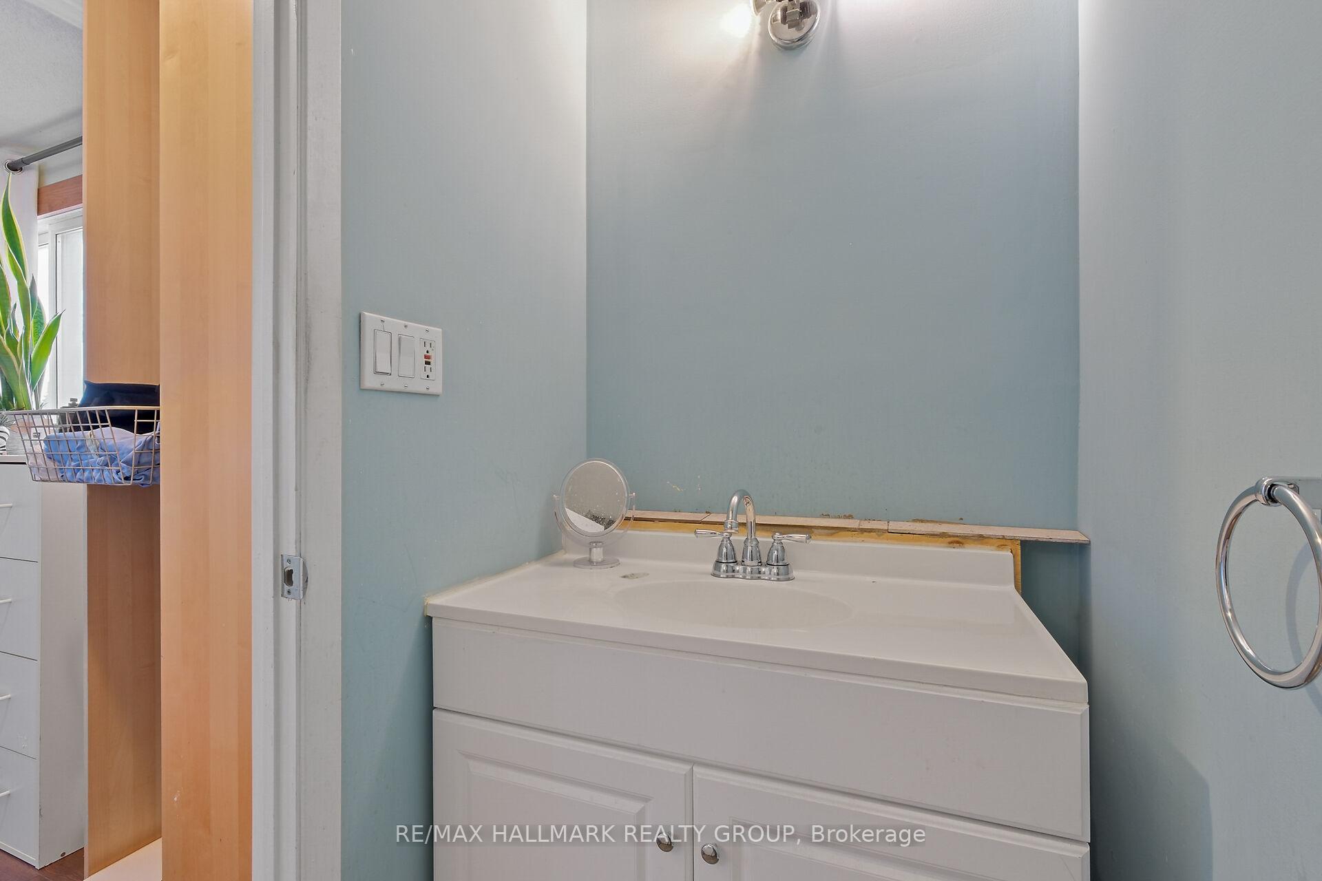 Photo 25 of 1089 Barwell Avenue, Ottawa, Fairfield Heights — HOMEH