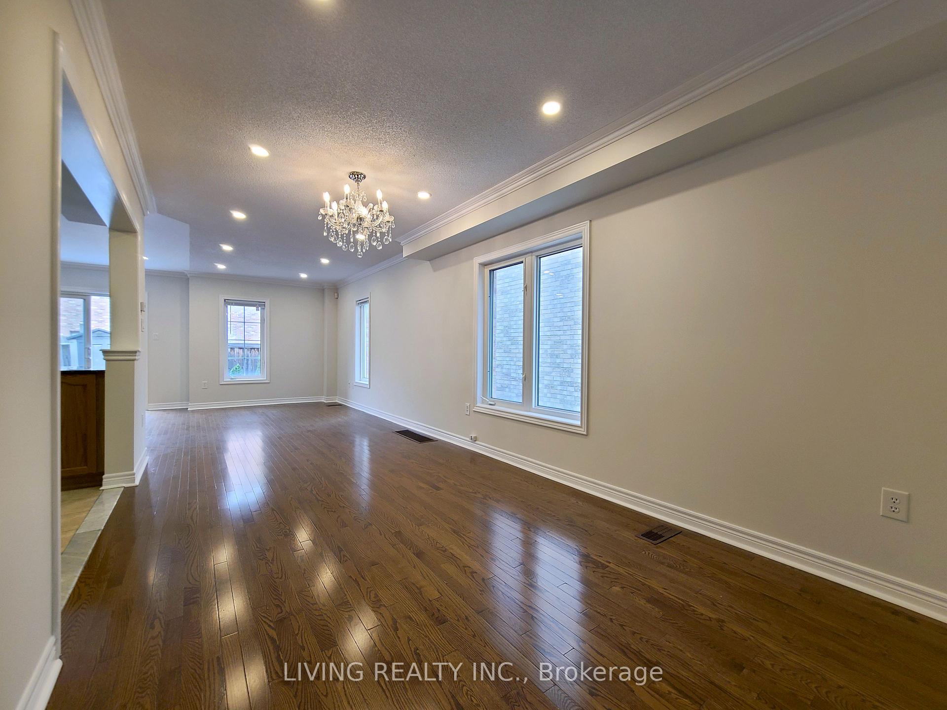 Photo 1 of 117 Amulet Crescent, Richmond Hill, Rouge Woods — HOMEH
