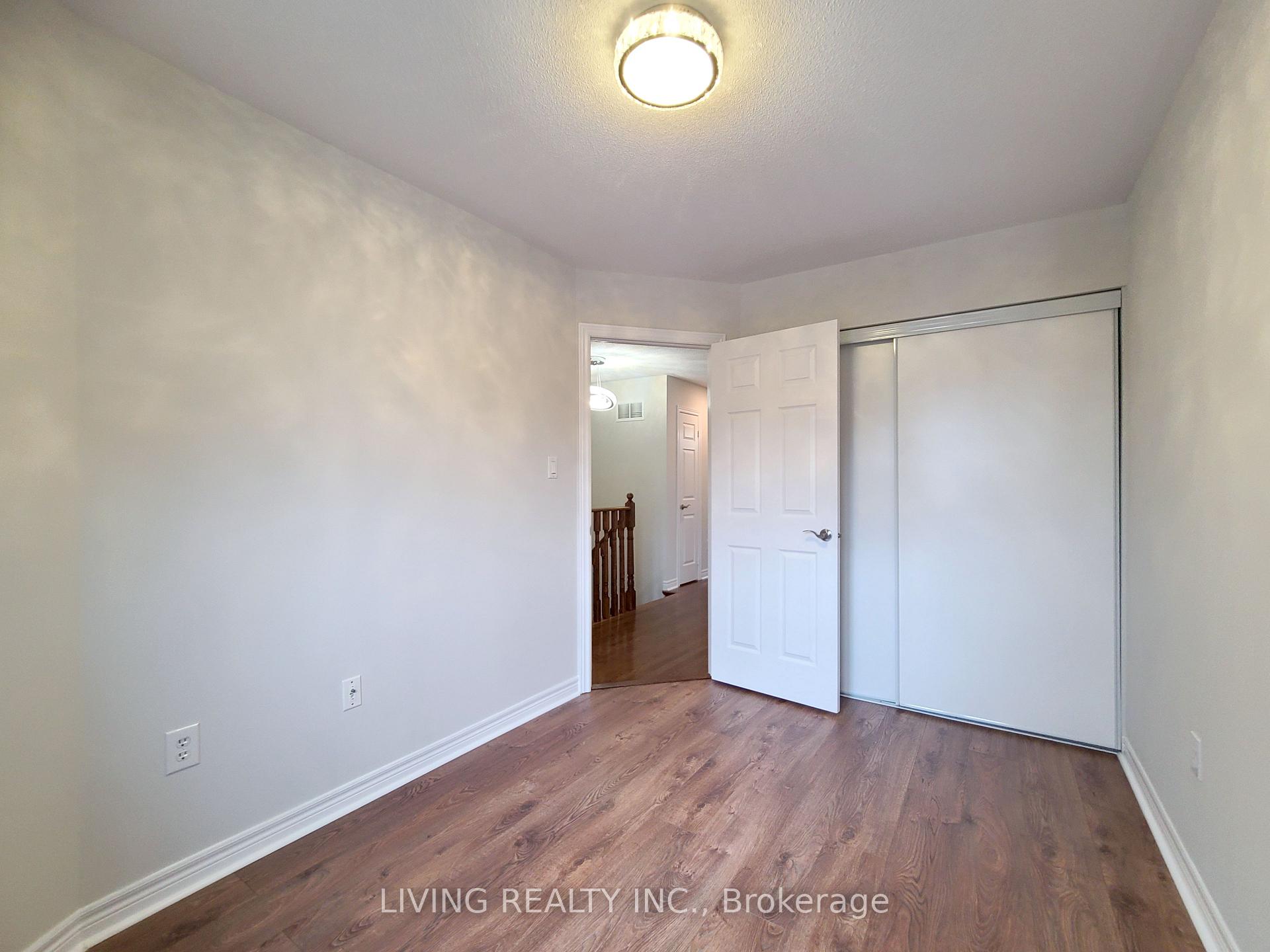 Photo 20 of 117 Amulet Crescent, Richmond Hill, Rouge Woods — HOMEH