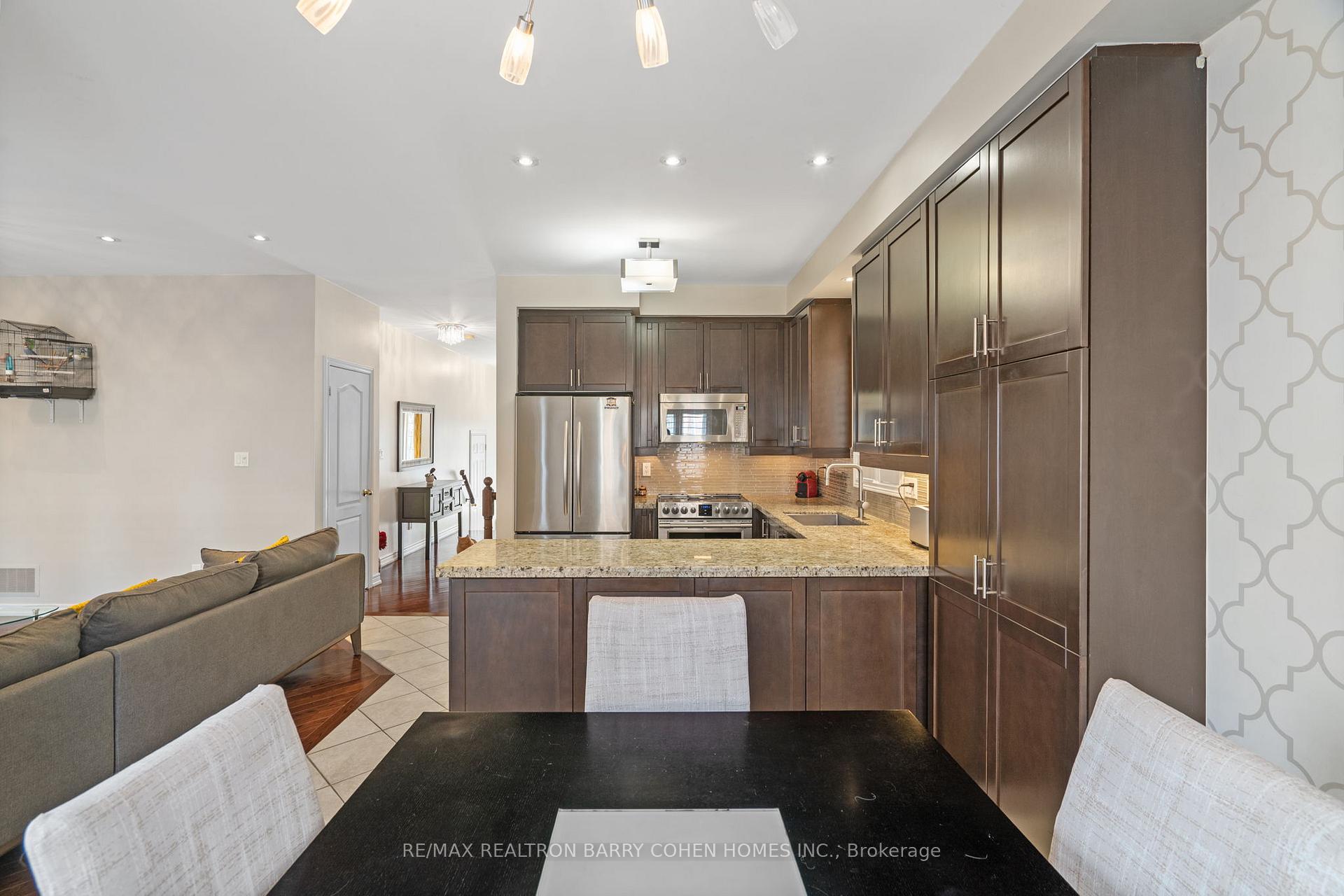 Photo 14 of 92 Capera Drive, Vaughan, Vellore Village — HOMEH