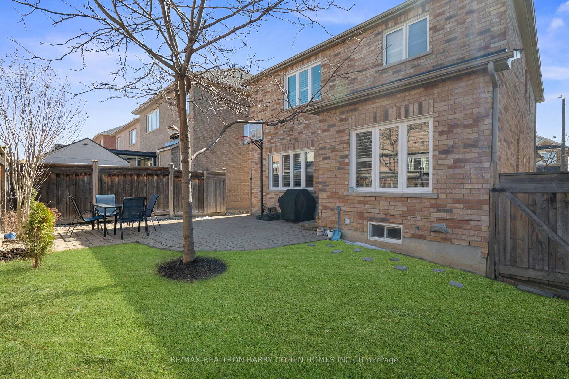 Photo 46 of 92 Capera Drive, Vaughan, Vellore Village — HOMEH
