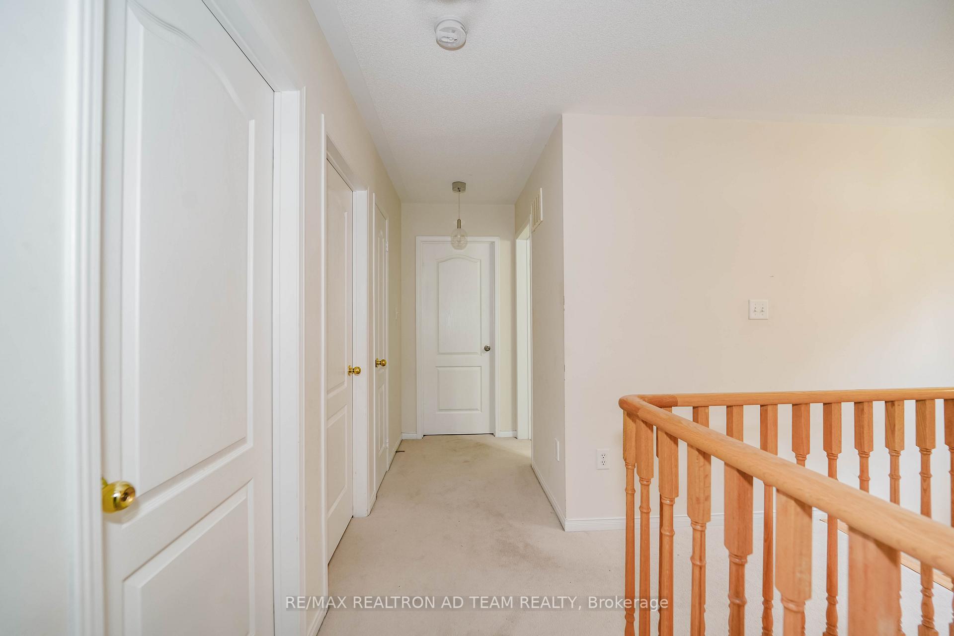 Photo 23 of 1027 Schooling Drive, Oshawa, Taunton — HOMEH