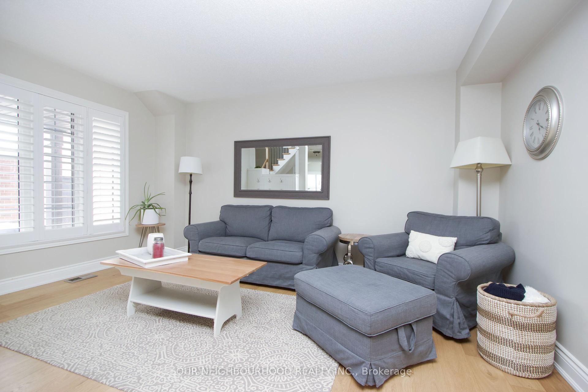 Photo 9 of 24 Artesian Drive, Whitby, Williamsburg — HOMEH