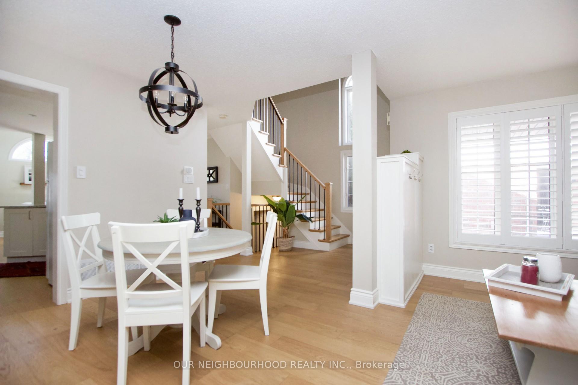 Photo 10 of 24 Artesian Drive, Whitby, Williamsburg — HOMEH