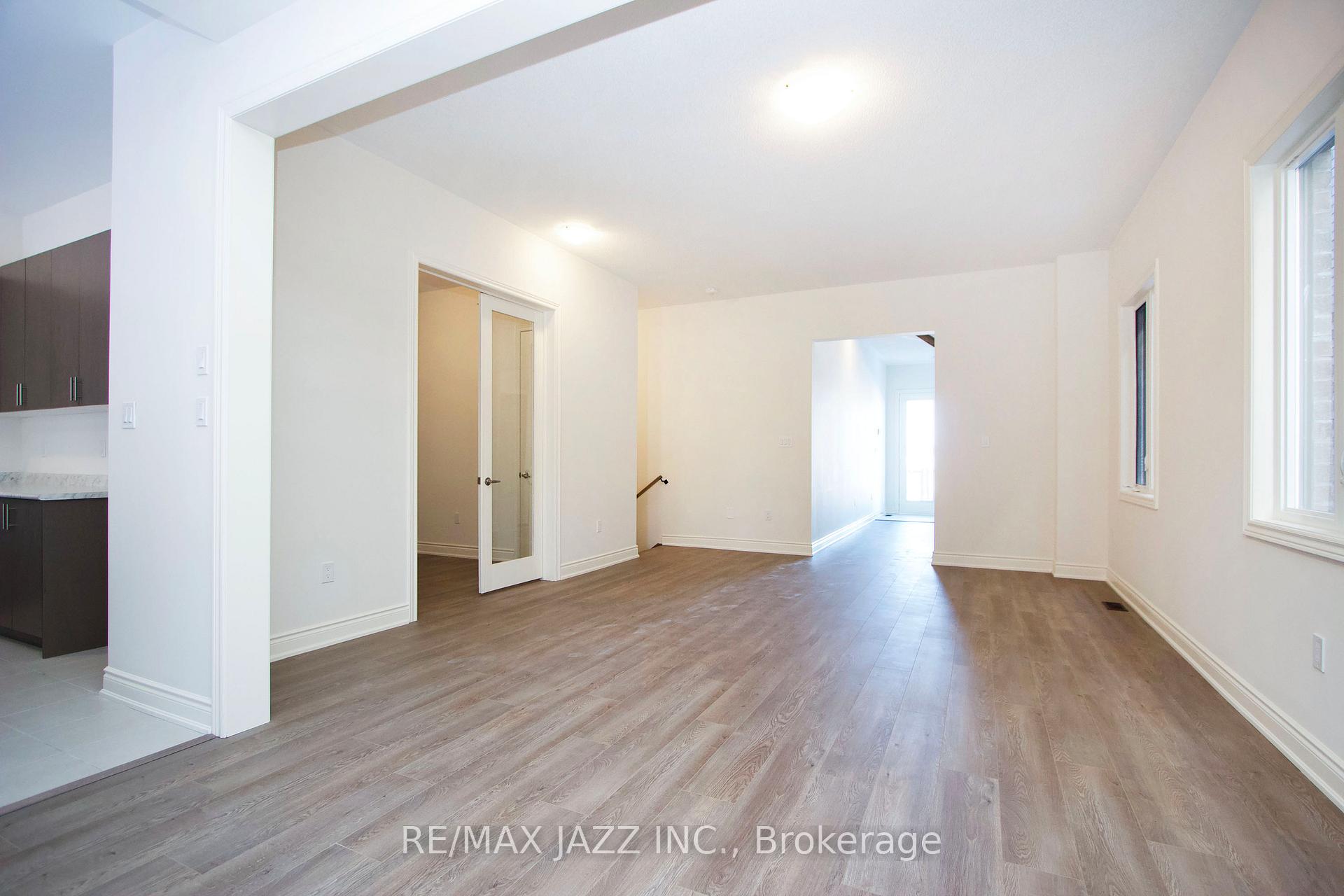 Photo 7 of 2217 Crystal Drive, Oshawa, Kedron — HOMEH