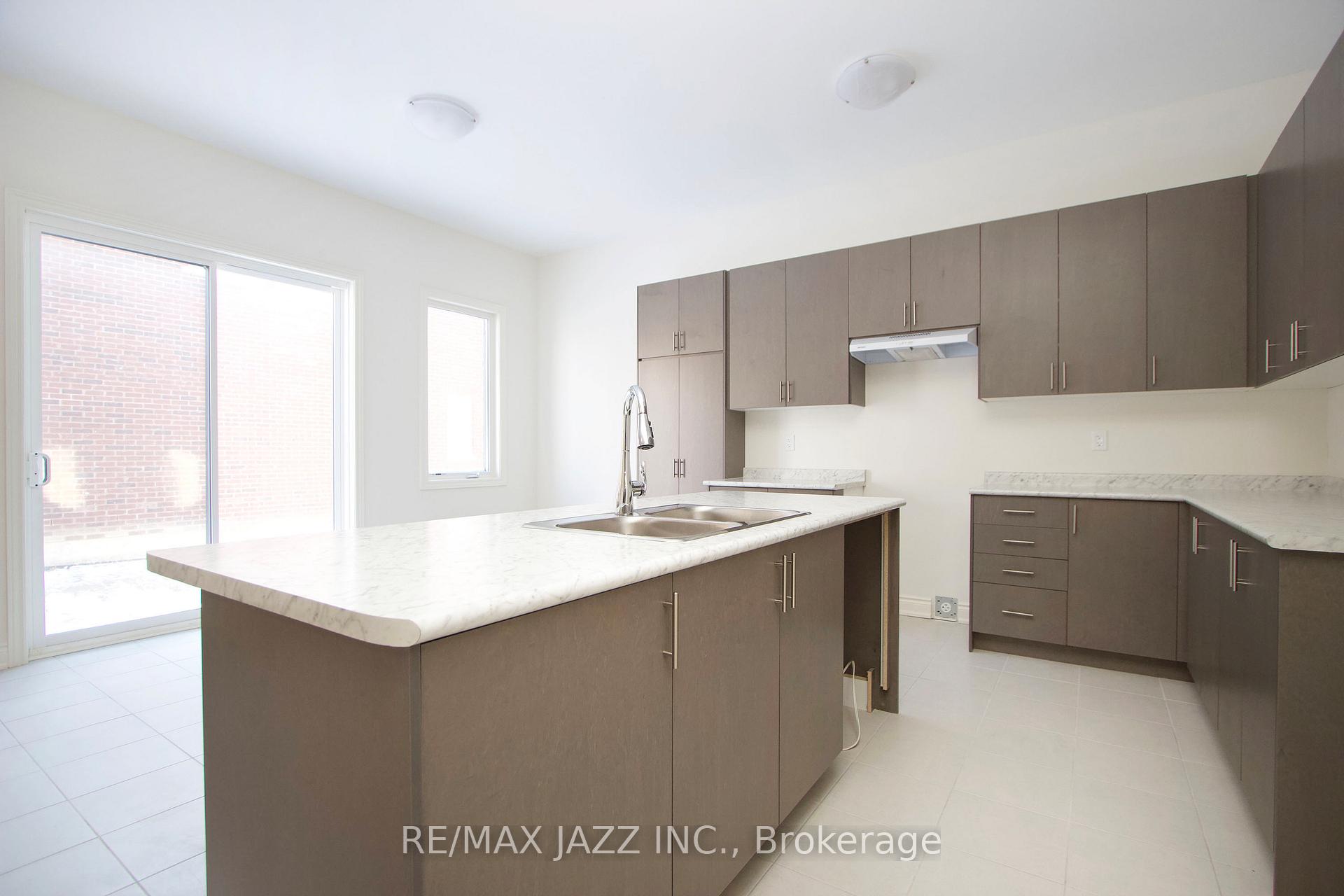 Photo 11 of 2217 Crystal Drive, Oshawa, Kedron — HOMEH