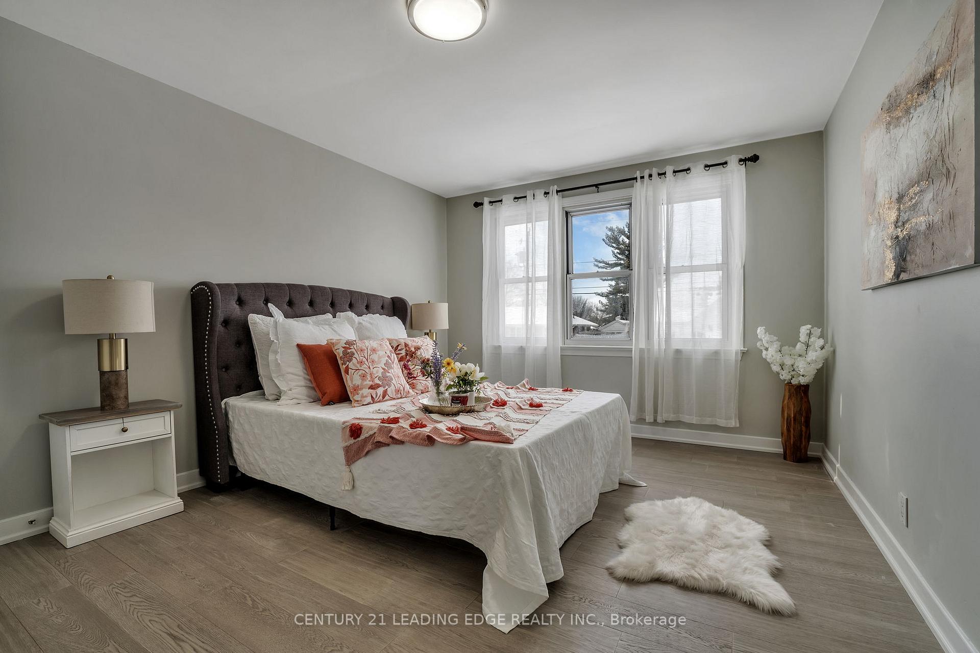 Photo 20 of 773 Somerville Street, Oshawa, Centennial — HOMEH