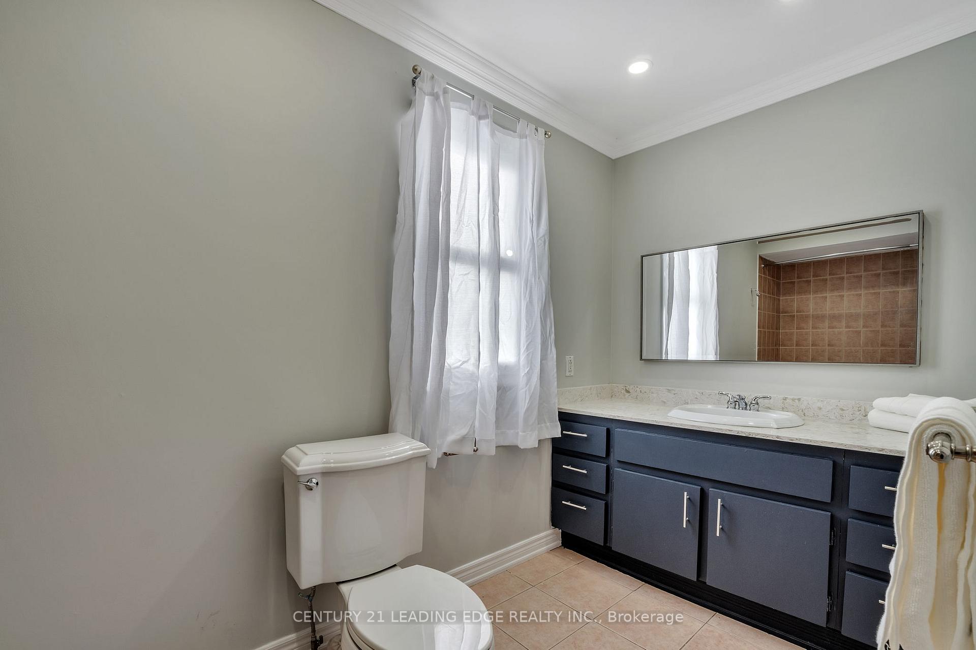 Photo 25 of 773 Somerville Street, Oshawa, Centennial — HOMEH