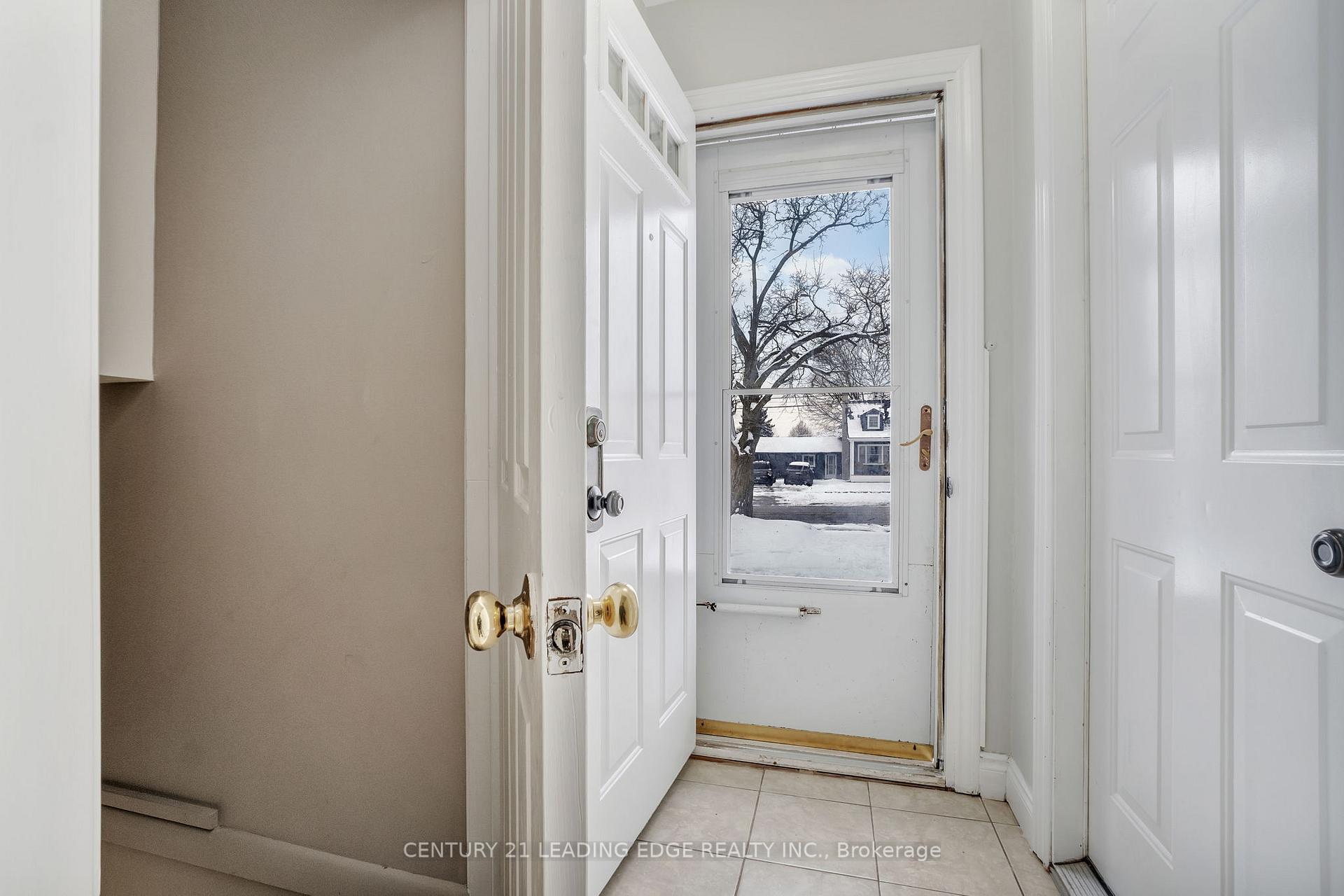 Photo 27 of 773 Somerville Street, Oshawa, Centennial — HOMEH