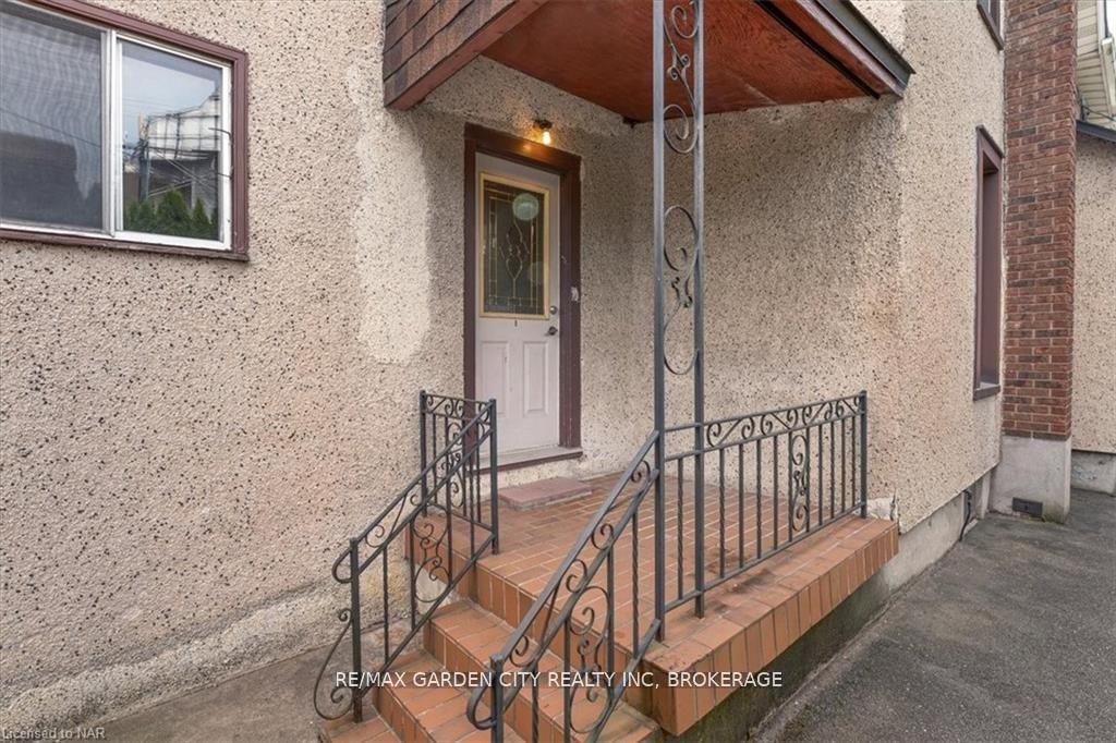 Photo 33 of 202 Niagara Street, Welland, Prince Charles — HOMEH