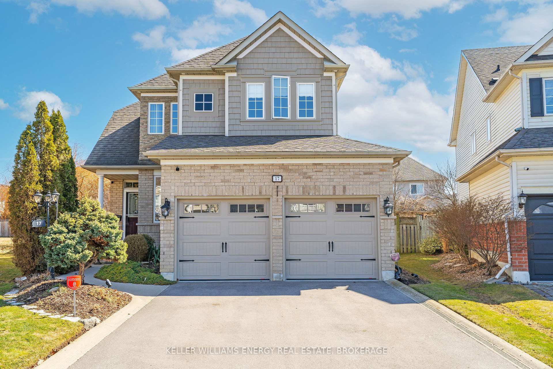 Front of 17 Shelter Bay Court