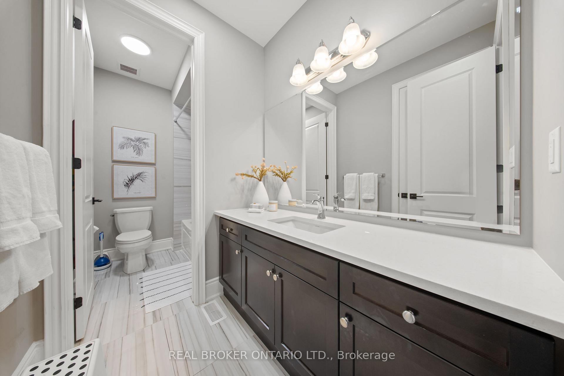 Photo 16 of 30 Luang Street, Vaughan, Kleinburg — HOMEH