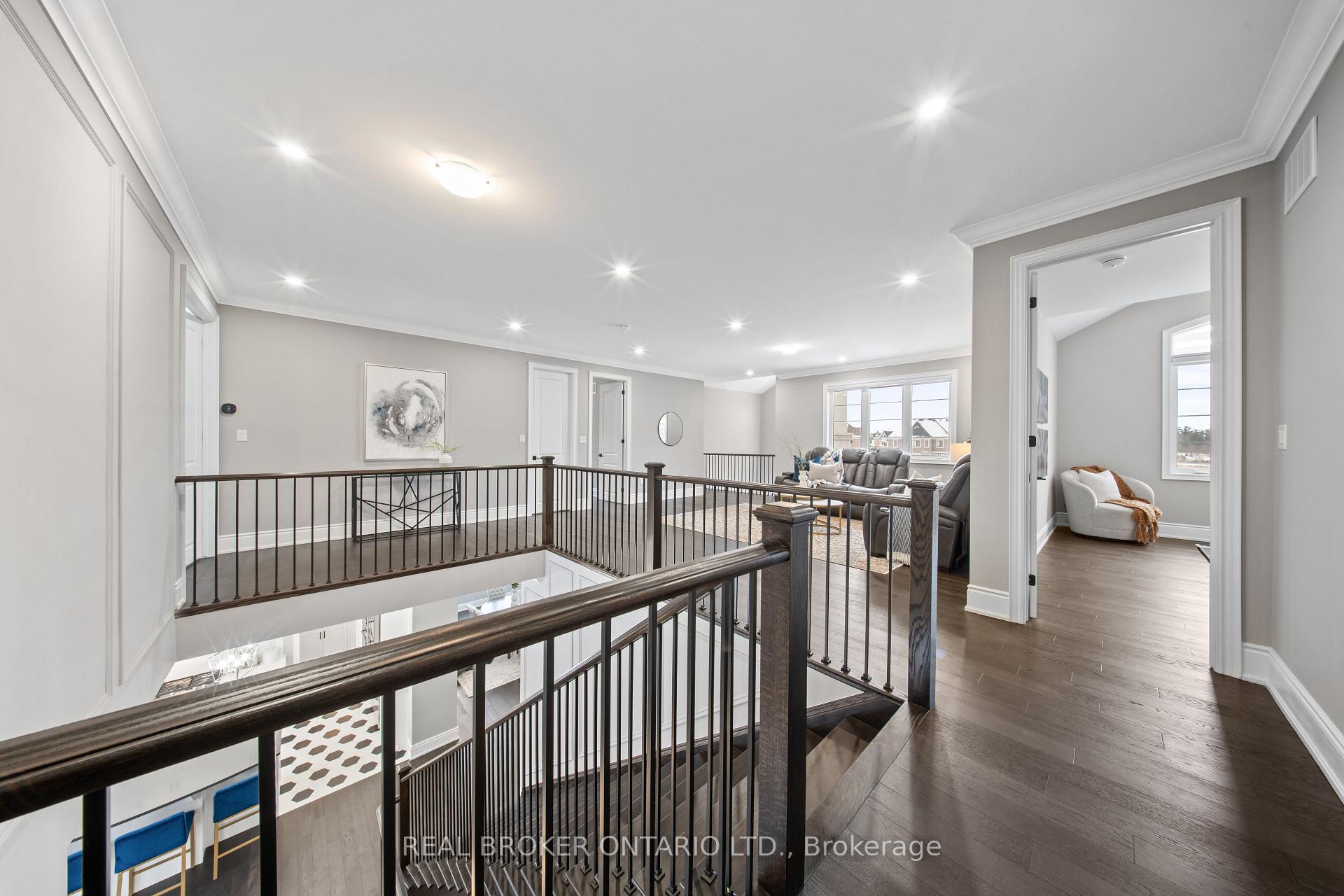 Photo 24 of 30 Luang Street, Vaughan, Kleinburg — HOMEH