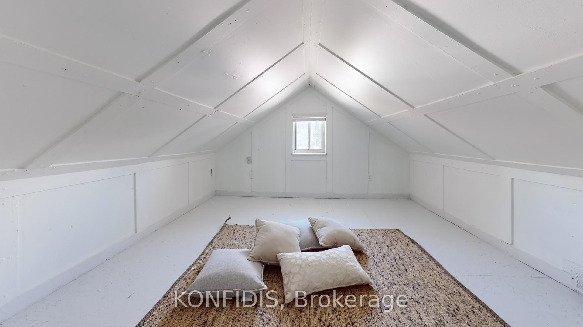 Photo 18 of Unit Unit 1, 127 Summer Street, Oshawa, Central — HOMEH