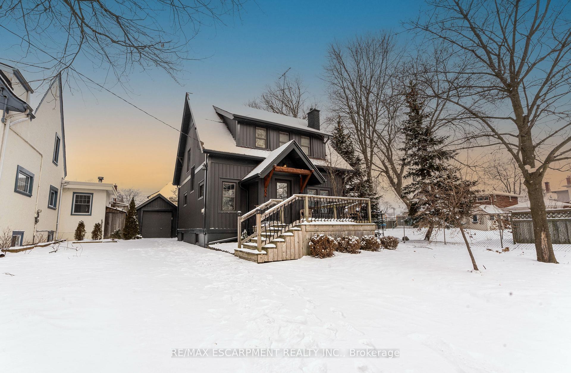 Photo 1 of 2 Highland Gardens, Welland, Prince Charles — HOMEH