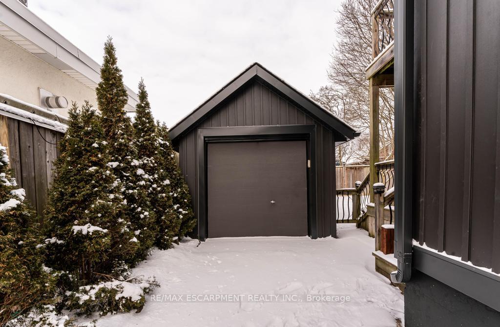 Photo 2 of 2 Highland Gardens, Welland, Prince Charles — HOMEH