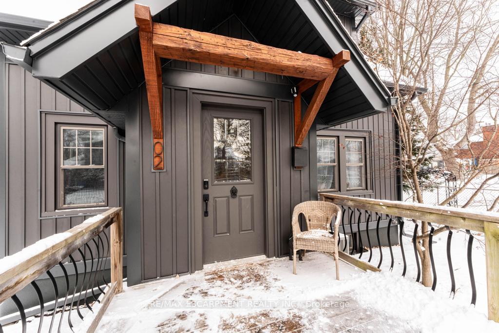 Photo 3 of 2 Highland Gardens, Welland, Prince Charles — HOMEH