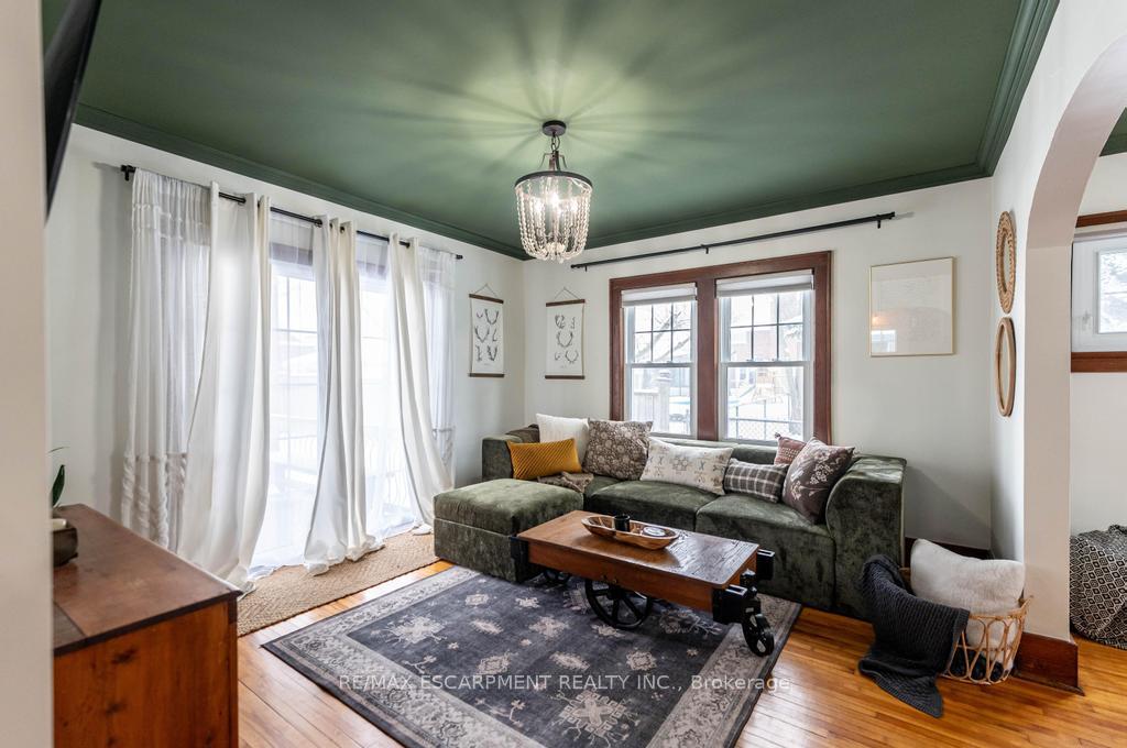 Photo 13 of 2 Highland Gardens, Welland, Prince Charles — HOMEH