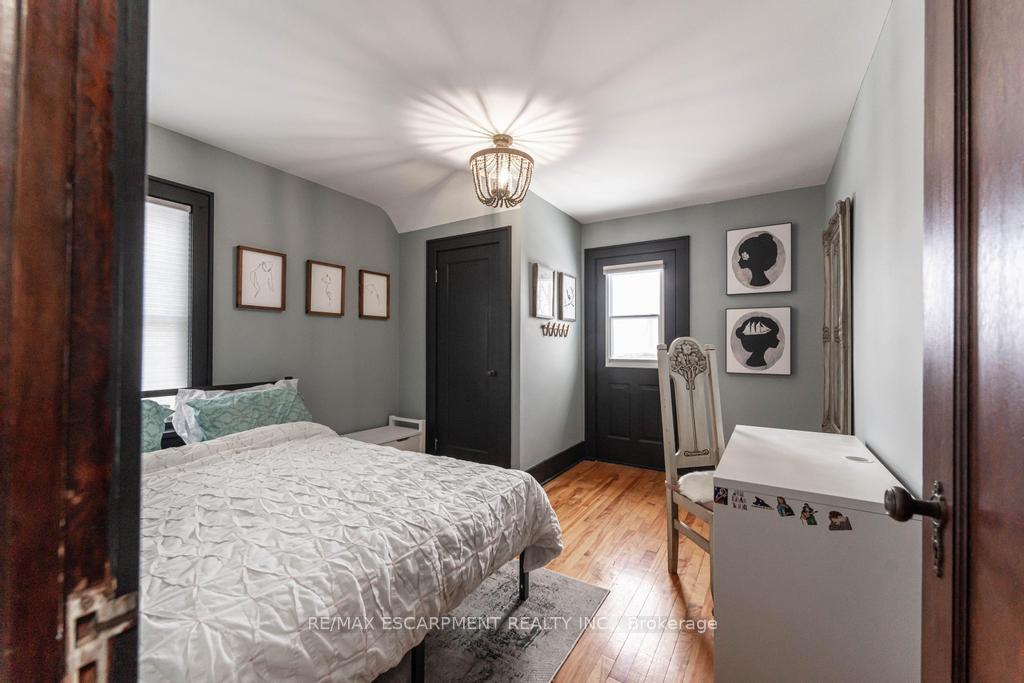 Photo 23 of 2 Highland Gardens, Welland, Prince Charles — HOMEH