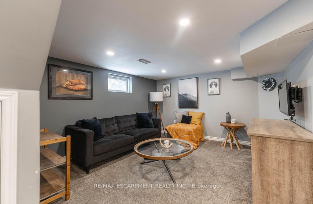 Photo 25 of 2 Highland Gardens, Welland, Prince Charles — HOMEH