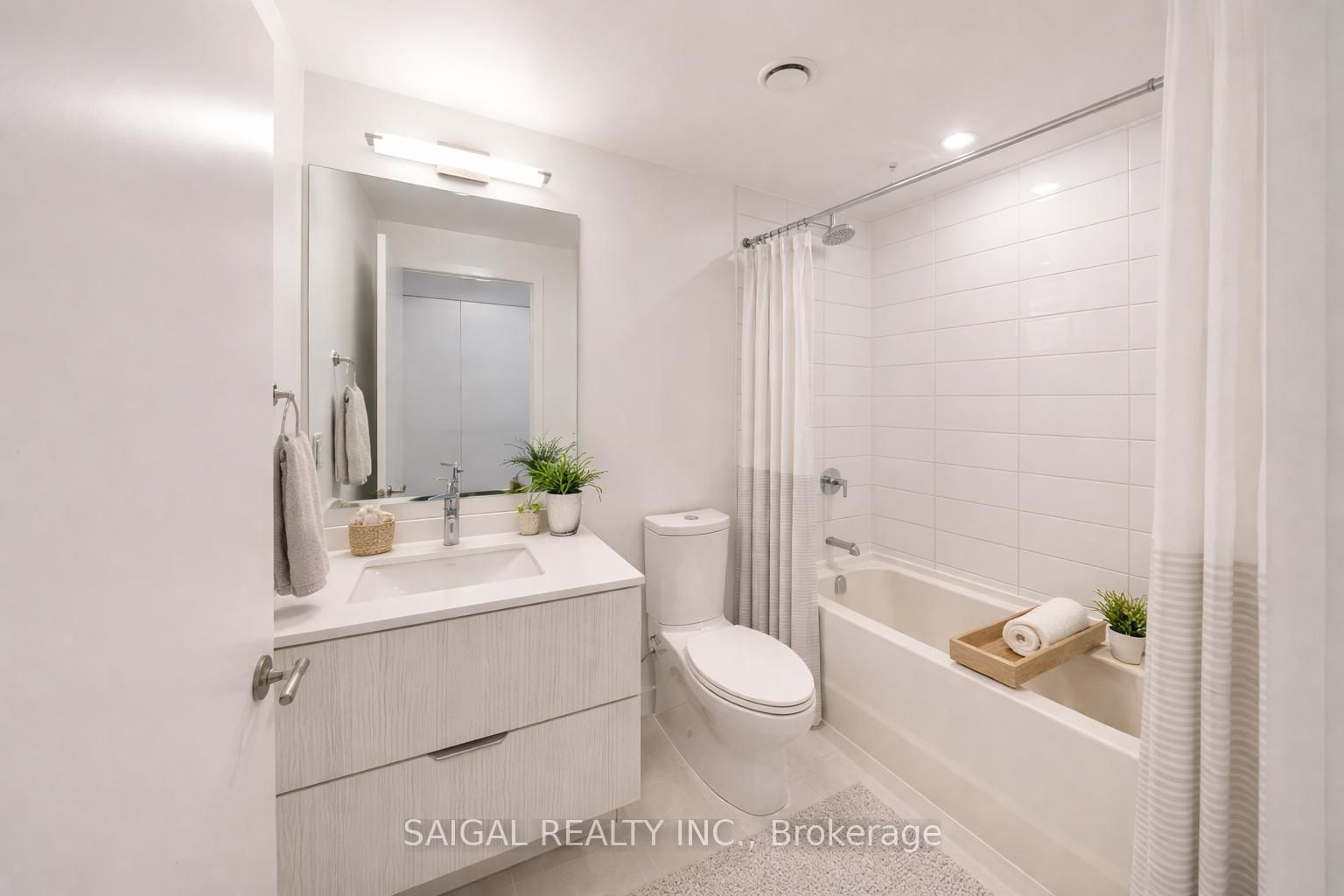 Photo 8 of Unit 2703, 5249 Dundas St W, Etobicoke, Islington-City Centre West — HOMEH