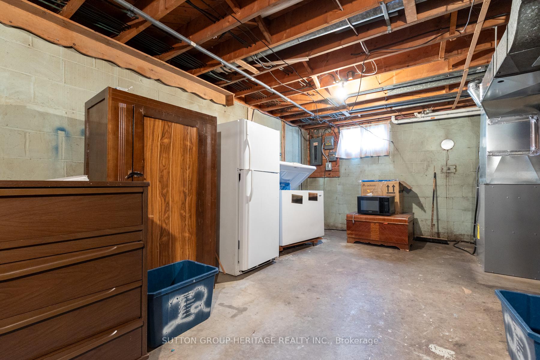 Photo 37 of 22 Dymond Drive, Whitby, Blue Grass Meadows — HOMEH